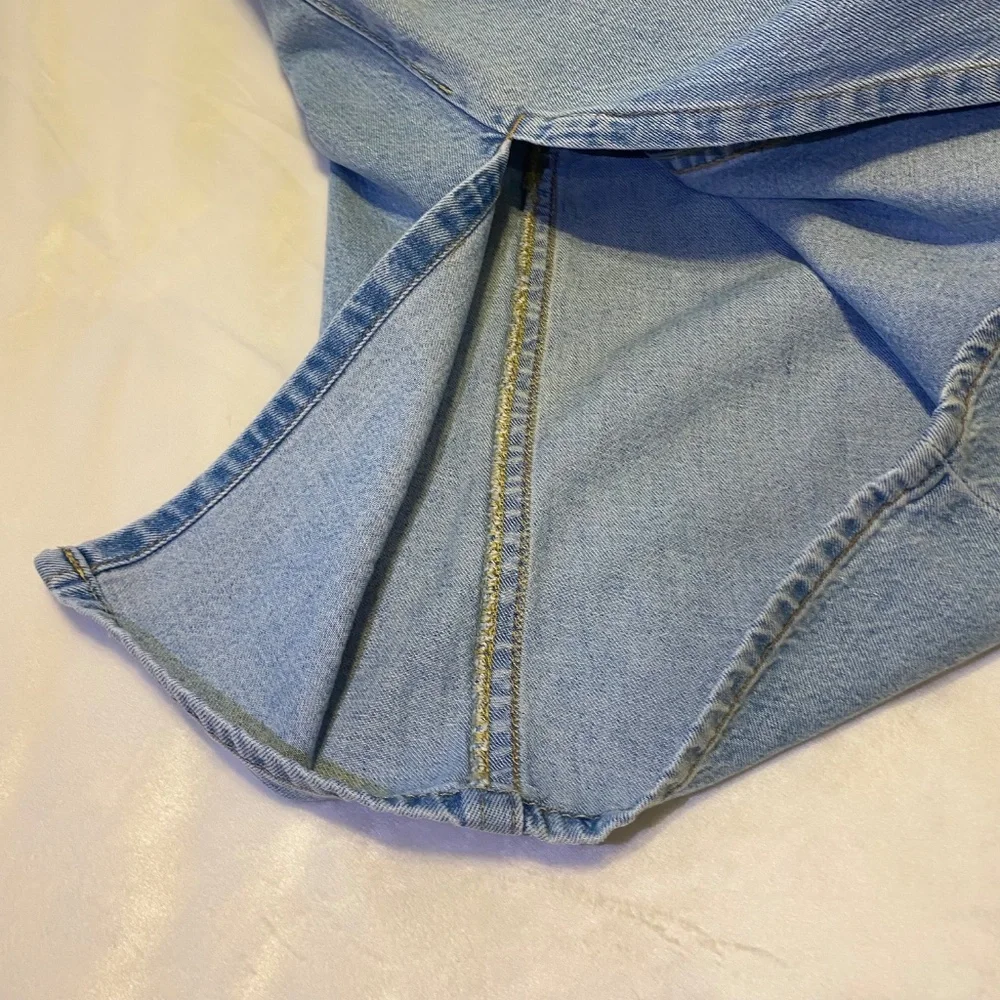 Levi's Premium Type 1 Jeans Skirt - size 27 - Picture 9 of 15